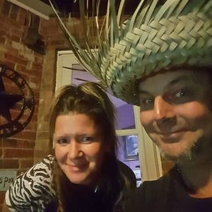 Meet your Posher, Bobby